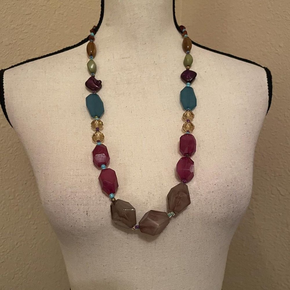 Women’s Long Beaded Necklace Plastic Blue Green Purple Adjustable Length